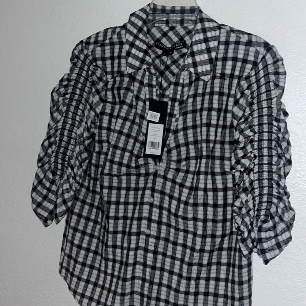 Brand new, Veronica Beard plaid shirt, never worn, tag is still intact.